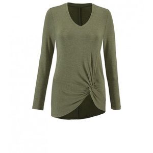 CAbi Reveal Tee Size Medium